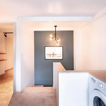 Διαμέρισμα Homie - Modern Nearby Istiklal Street & Galata Tower *