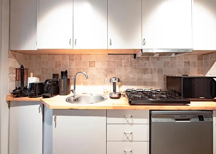 Homie - Modern Nearby Istiklal Street & Galata Tower *