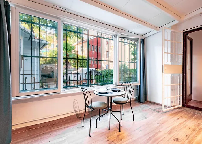 Apartamento Homie - Modern Nearby Istiklal Street & Galata Tower Estambul